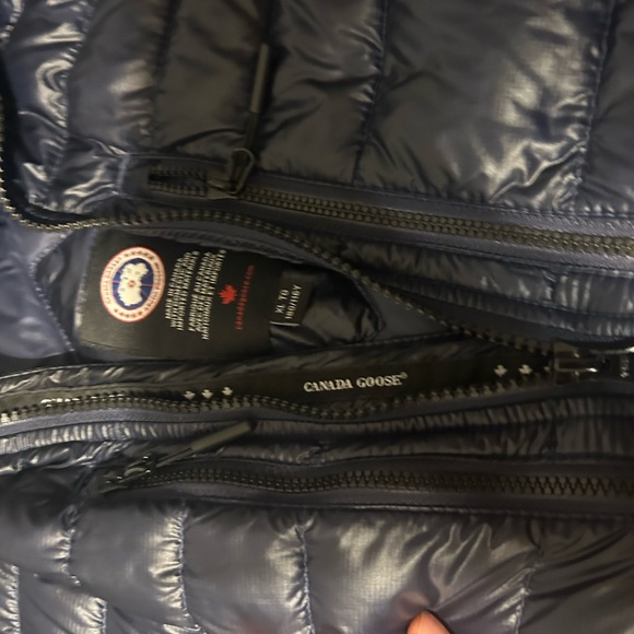 Canada Goose Navy Blue Puffer Jacket - Picture 3 of 11